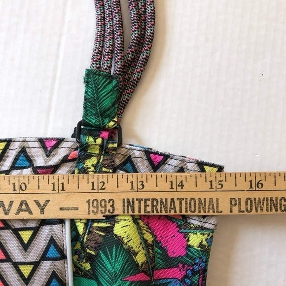 KAVU Neon Rope Tote Bag - Picture 11 of 14